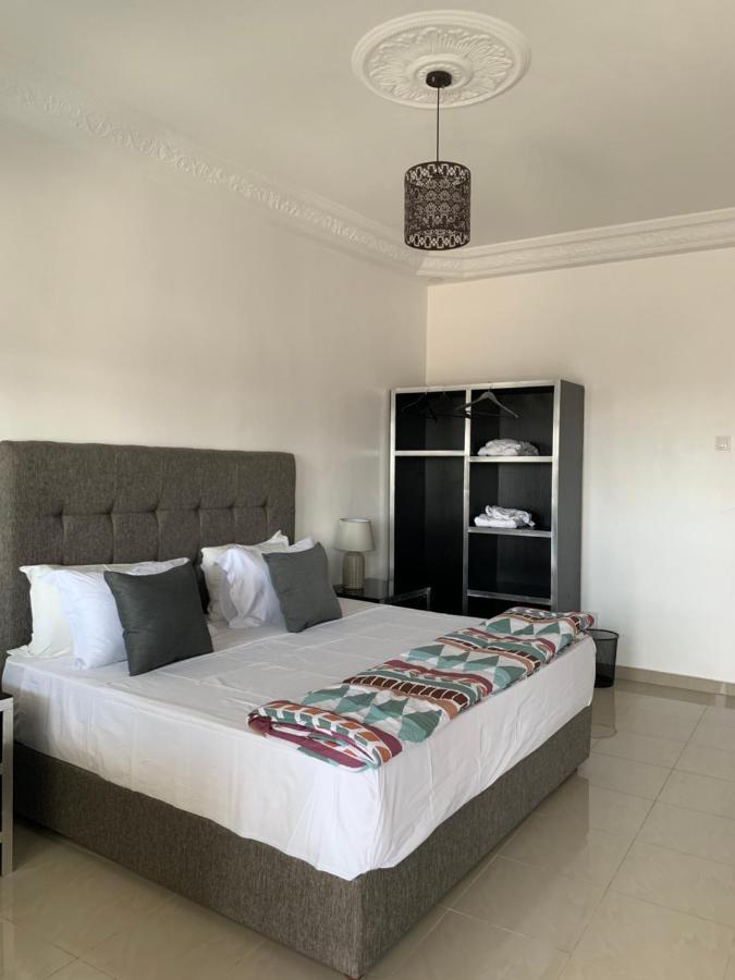 Penthouse Appartments In Almadies Dakar Eksteriør bilde